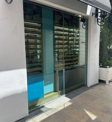 Professional window cleaning in Palm Desert, CA